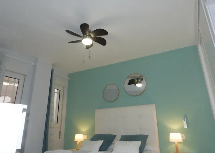 Alameda Del Tajo Ii Parquing Center شقة